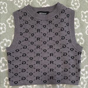 Gray Sleeveless Knit Crop Top